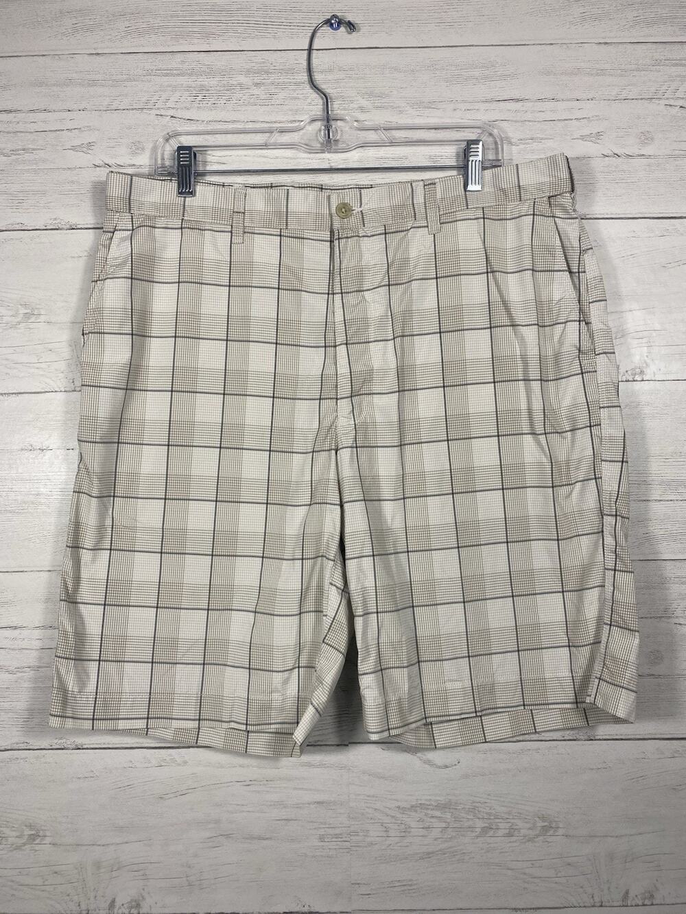 PGA TOUR Men's Golf Shorts Moisture Wicking Sun Protection Beige Size 36